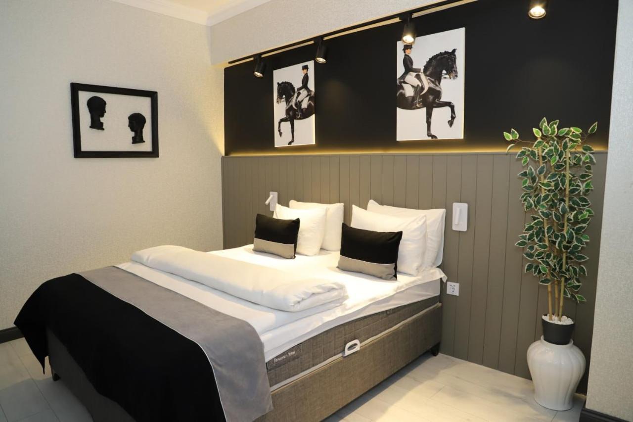 Koc Hotel Karasu Buitenkant foto
