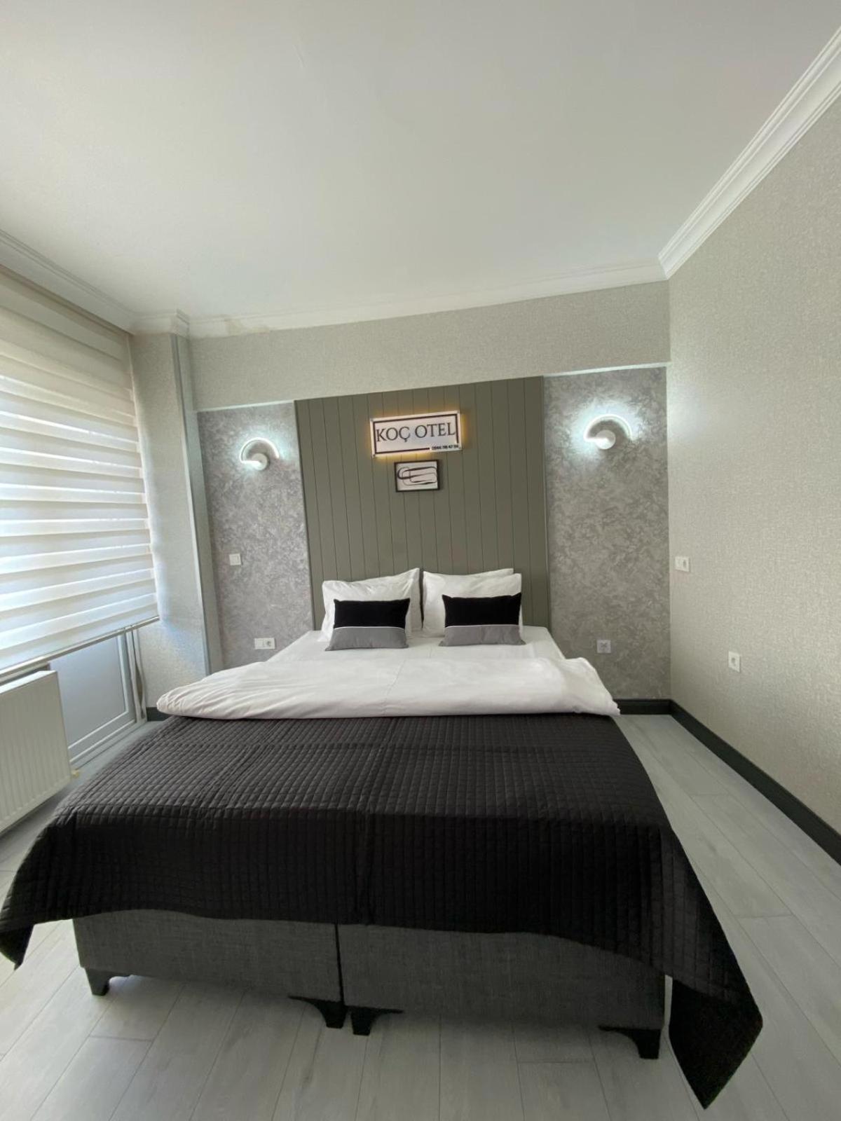 Koc Hotel Karasu Buitenkant foto