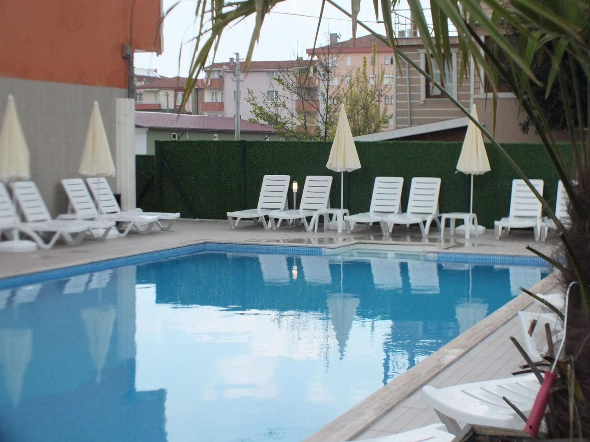 Koc Hotel Karasu Buitenkant foto